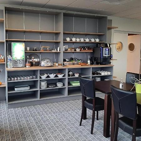 Cit'Hotel Talencia Thouars Bagian luar foto