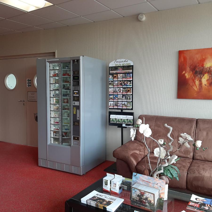 Cit'Hotel Talencia Thouars Bagian luar foto
