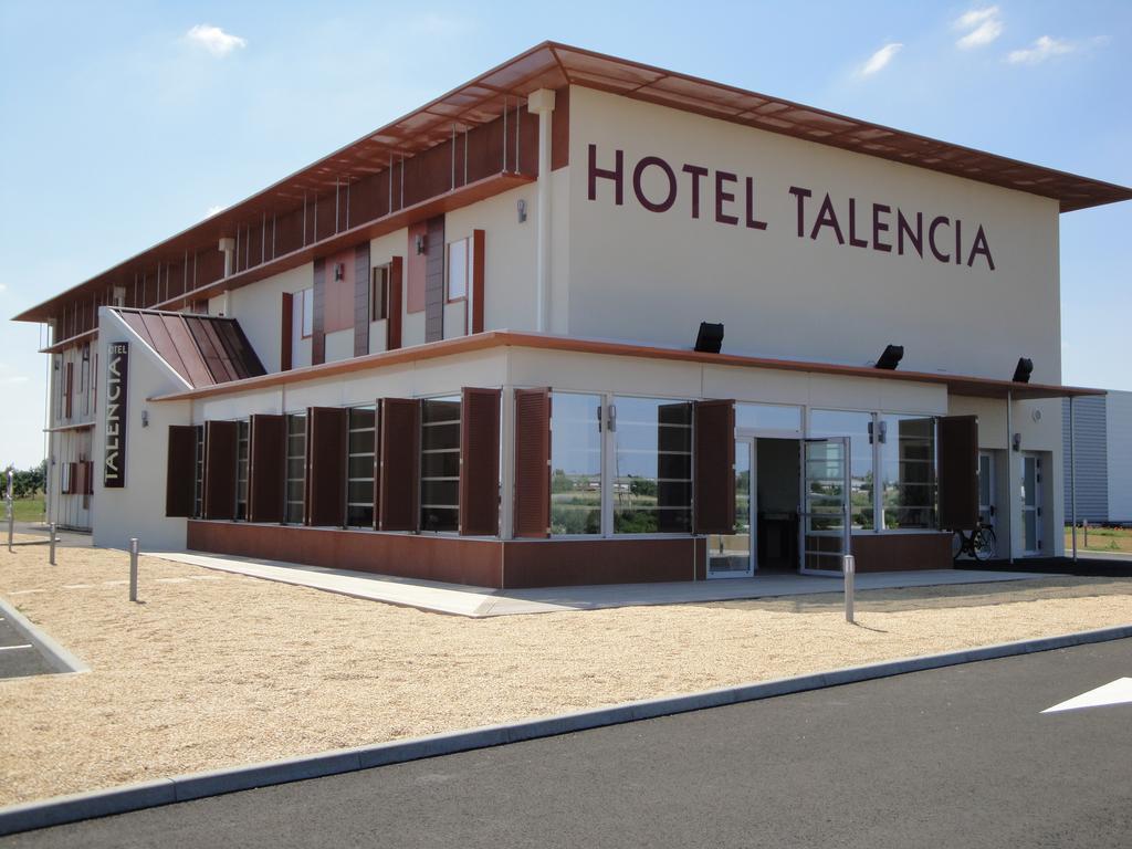 Cit'Hotel Talencia Thouars Bagian luar foto